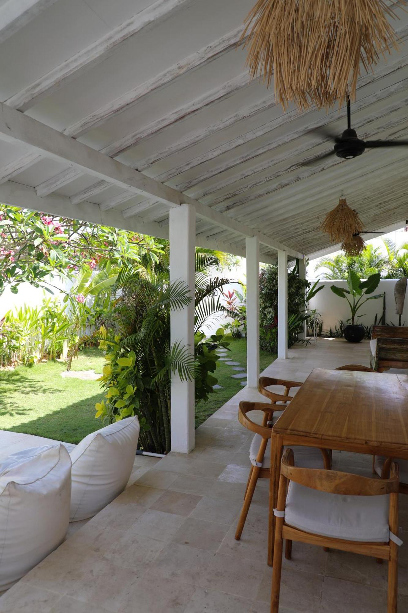 Villa Tom & Lucie Bingin Beach Uluwatu Extérieur photo