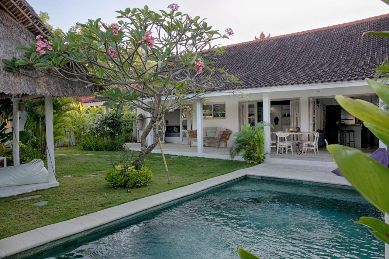 Villa Tom & Lucie Bingin Beach Uluwatu Extérieur photo